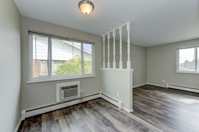 Photo - 8721 W 62nd Ave Unidad 8723