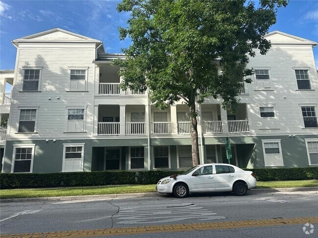 Building Photo - 603 Campus St Unit 603 Rental