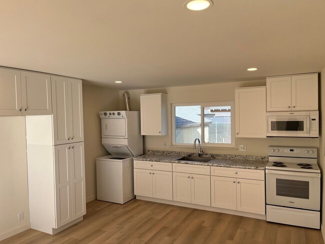 Photo - 3510 Dickson Dr