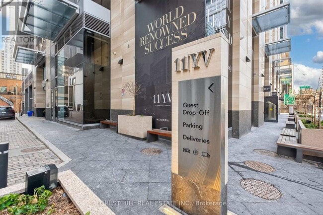 Photo - 11 Yorkville Ave Unité PH02