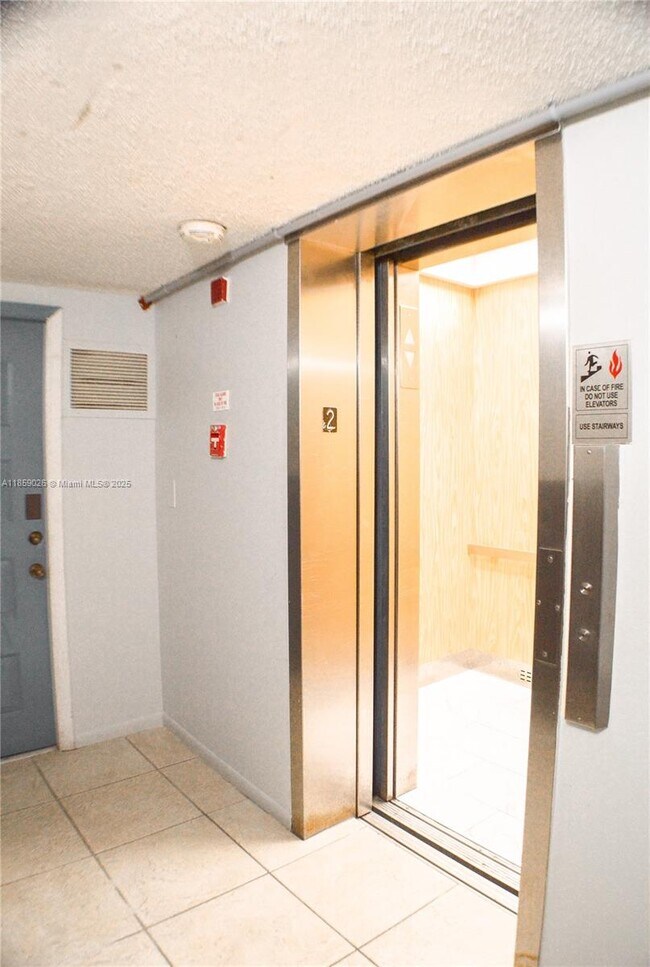 Photo - 733 SE 1st Way Condo Unit 206