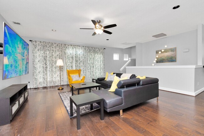 Photo - 2003 Wichita St