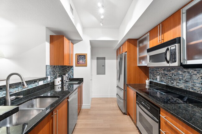 Photo - 1551 N Flagler Dr Condo Unit 517