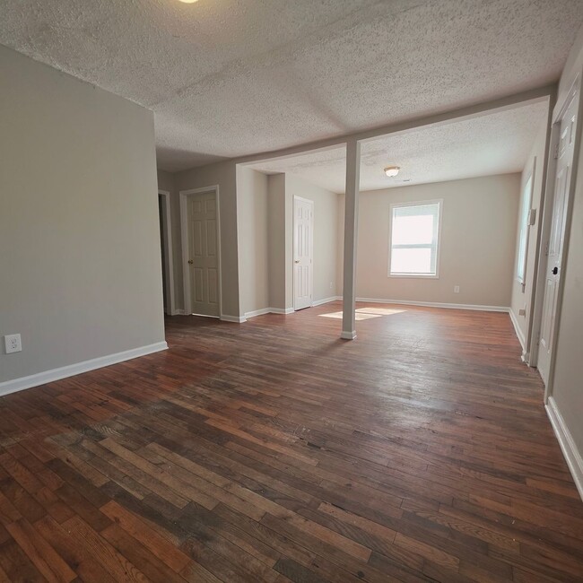 Photo - Cozy Home 4 Bed in Druid Hills