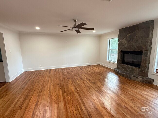 Photo - 9151 Old Mobile Rd