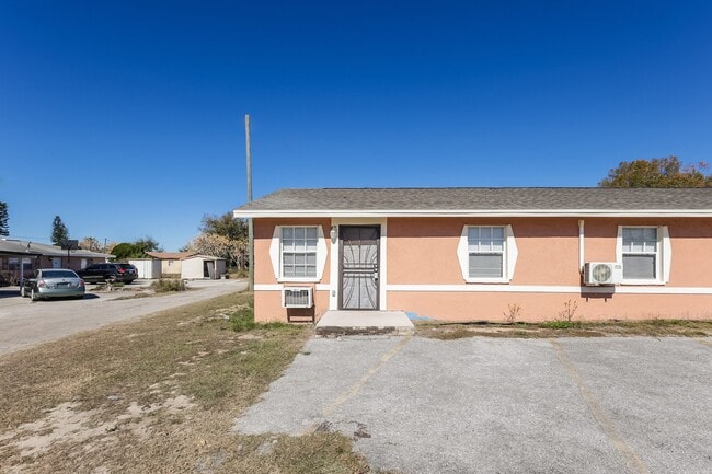 Photo - 315 D St