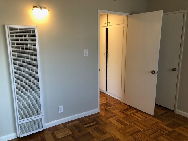 Photo - 1024 Pico Blvd Unidad 8