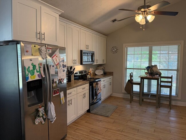 Photo - 513 Greentree Terrace