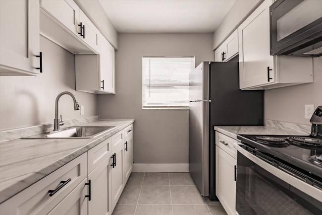 Photo - 1450 E Gibson St Unit 3