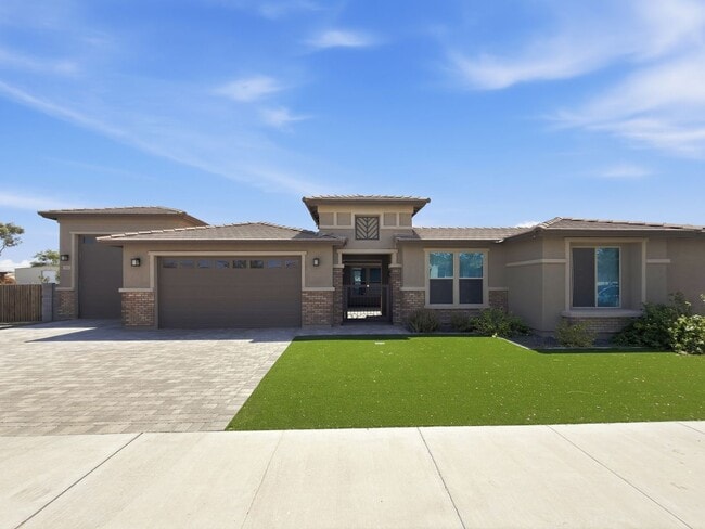 Photo - 5543 N 107th Ln