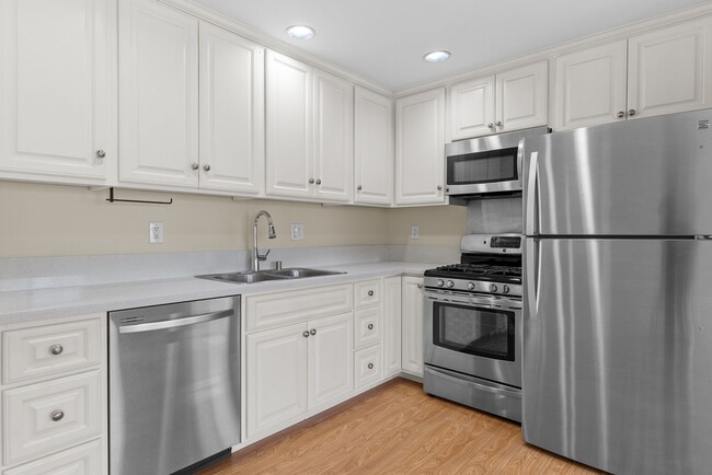 Photo - 2884 La Salle Ave Apartment Unit 03