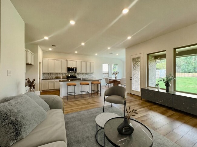 Building Photo - 17771 Misty Brk Ln