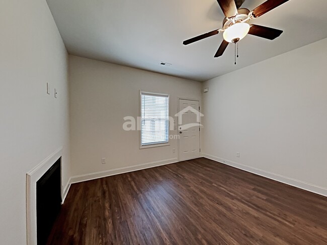 Photo - 1706 Antebellum Dr