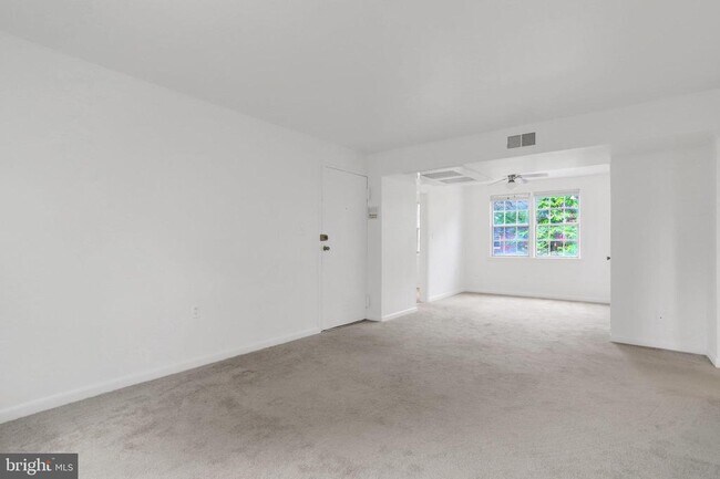 Photo - 1413 Belle View Blvd Unit B2