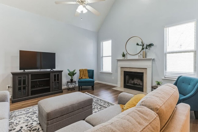 Photo - 15881 Elaine Ct Unidad ID1250617P