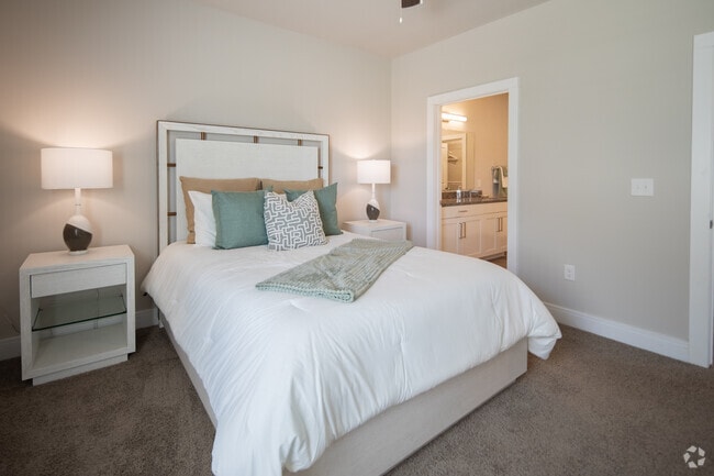 2BR, 2BA - 1,192SF -Primary Bedroom - The Edison at Madison