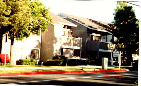 Plum Tree Apartments