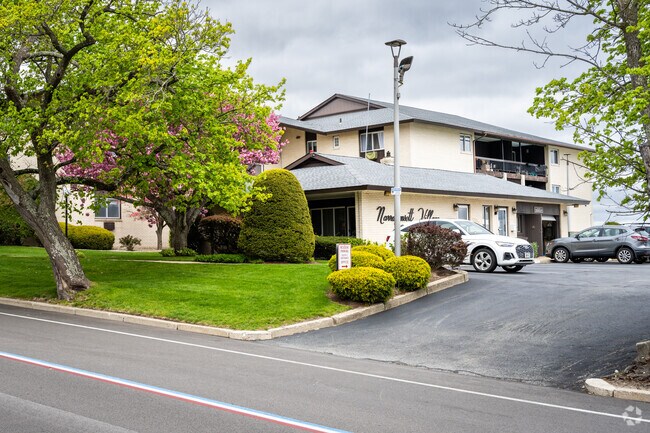 Driveway Entrance - Narragansett Village Condominiums
