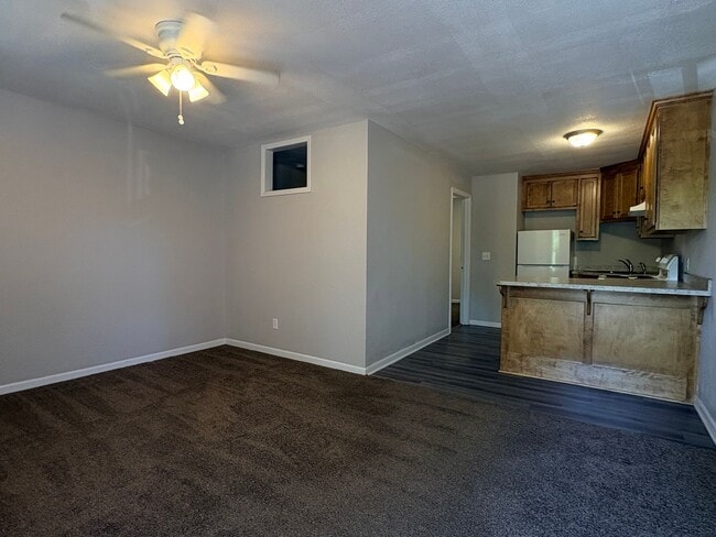 Photo - Cozy 1 Bedroom Apartment Unit 126