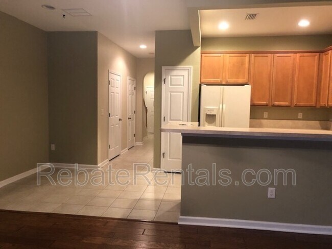 Photo - 13498 Essence Ct