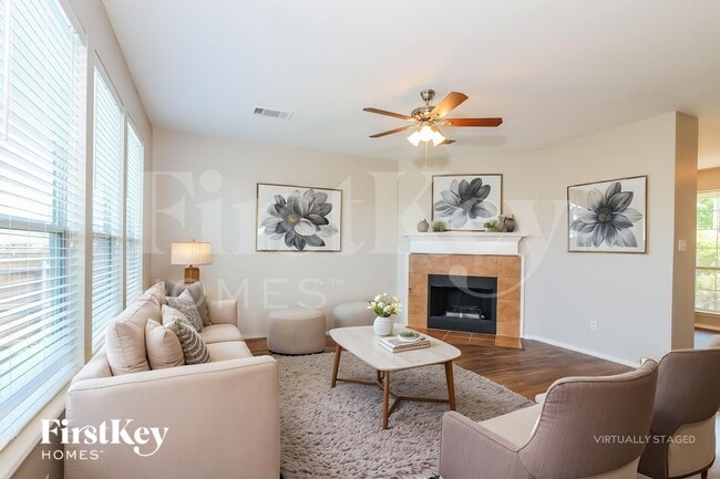 Photo - 9921 Shelburne Rd