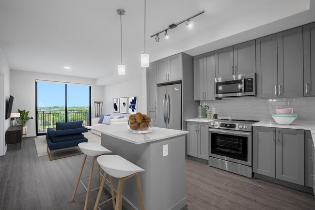 8300 Cleary Blvd Plantation, FL 33324 - Shalimar Plantation East