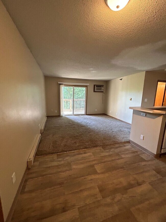 Photo - 1201 E Bell Avenue