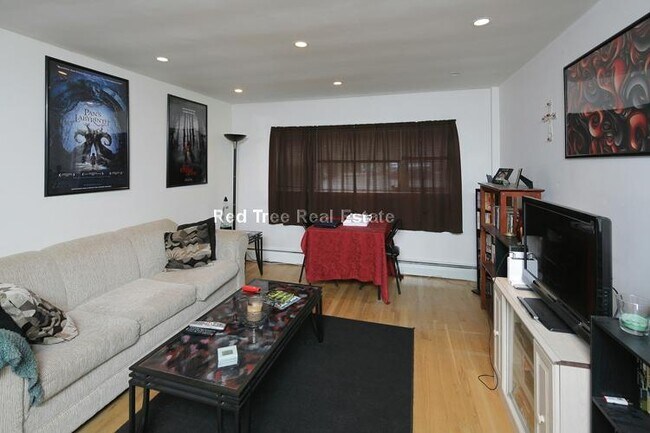 Building Photo - 34 Gardner St Unit 24 Rental