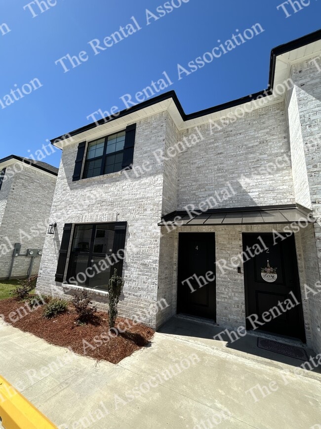 Building Photo - 2555 Arkansas Rd