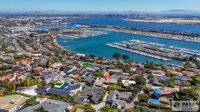 Building Photo - La Playa living with stunning city, ocean ... Rental