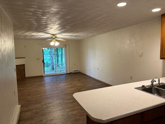 Photo - 1062 Lakeshore Dr Unit 1062