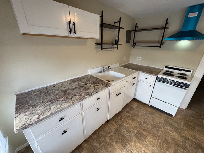 Photo - 711 Kensington Ave Unidad B