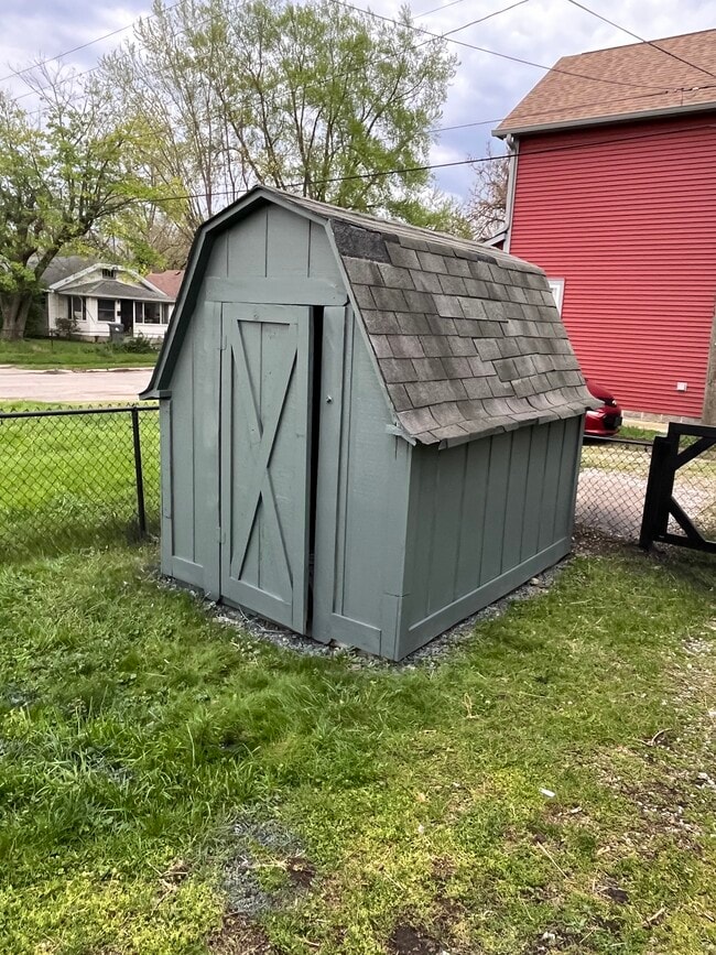 Photo - 3337 Prospect St