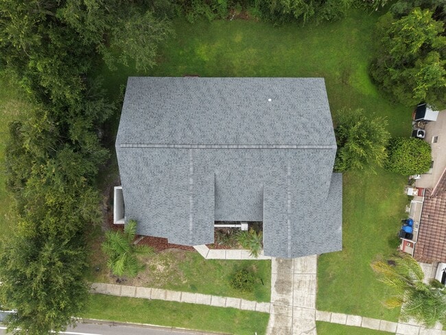 Photo - 9117 Regents Park Dr