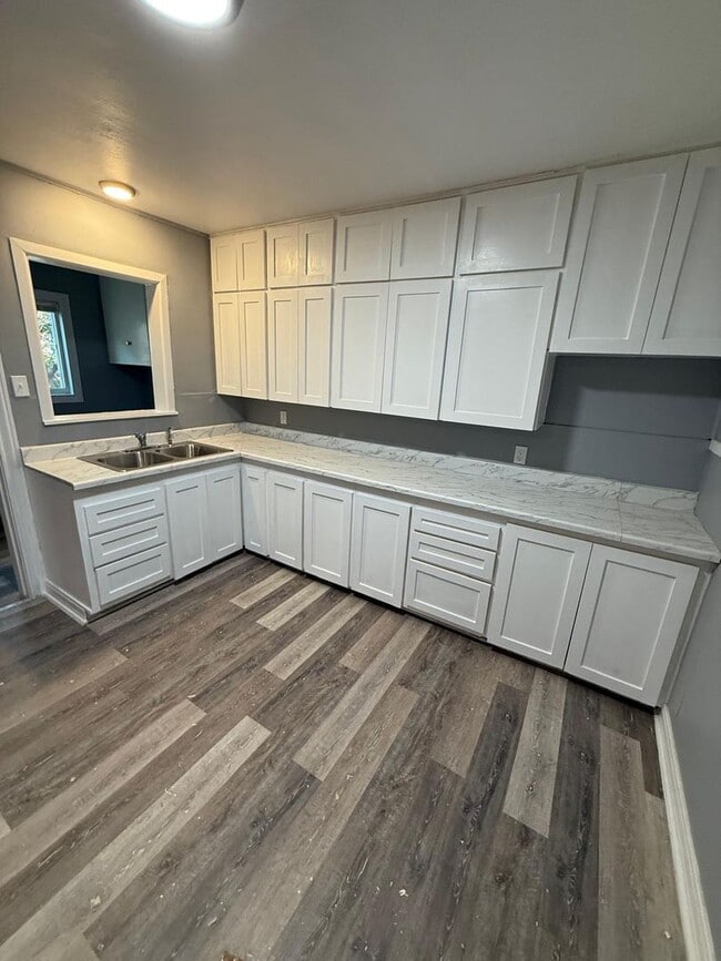 Photo - $0 First Month's Rent / $0 Deposit at Move-in