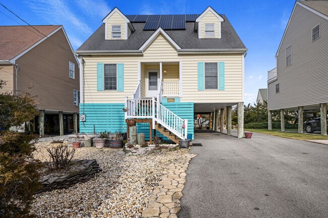 Building Photo - 93 Wyatt St