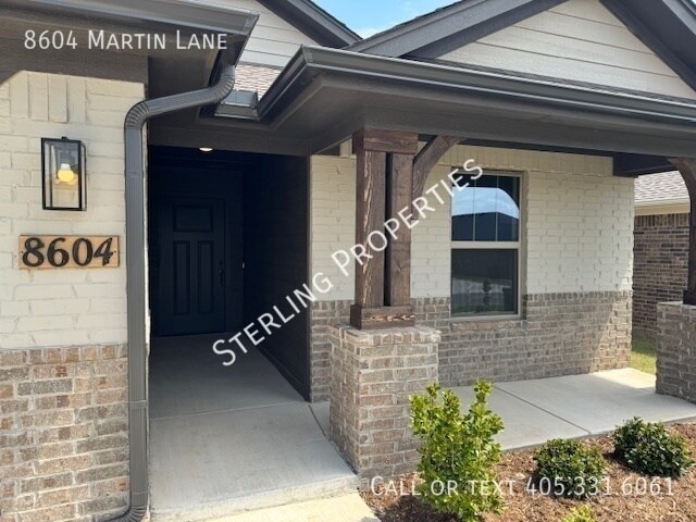 Photo - 8604 Martin Ln