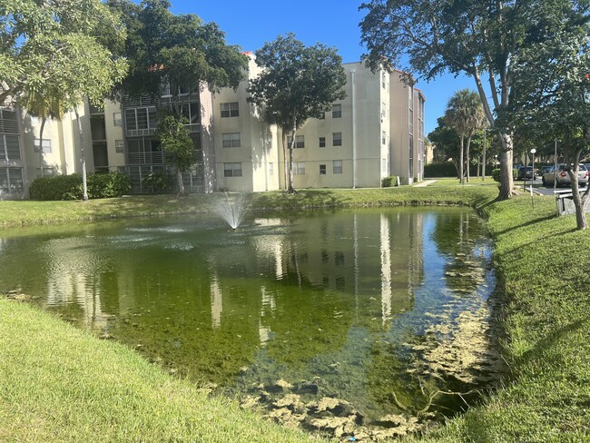 Photo - 1820 SW 81st Ave Apartment Unit 3309