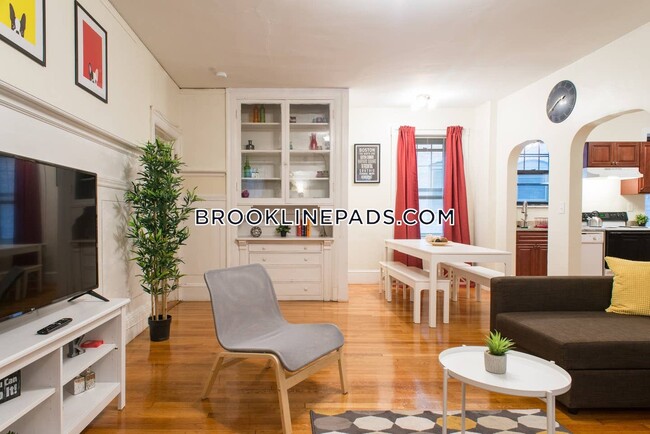 Photo - 1249 Beacon St Apartamento Unidad 3