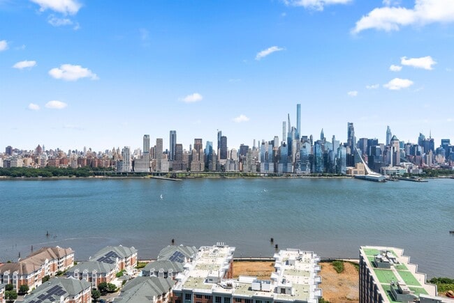 Building Photo - 6050 JFK Blvd E Unit 19C