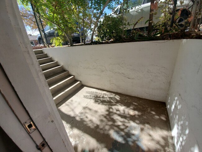 Photo - 1727 Ramona Ave Unit 1