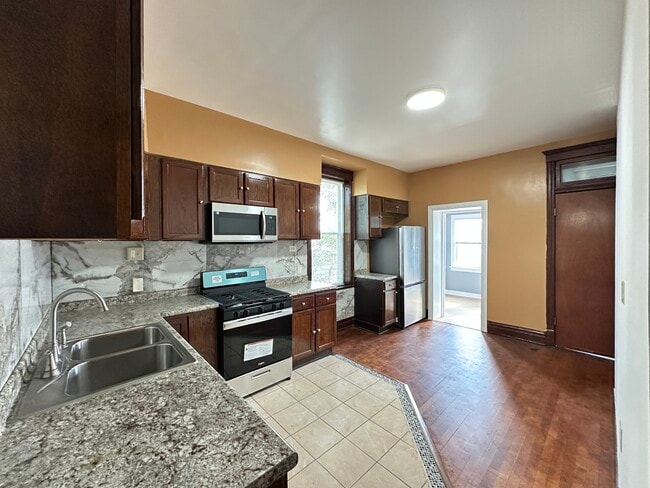 Photo - 2713 W 16th St Unit 3