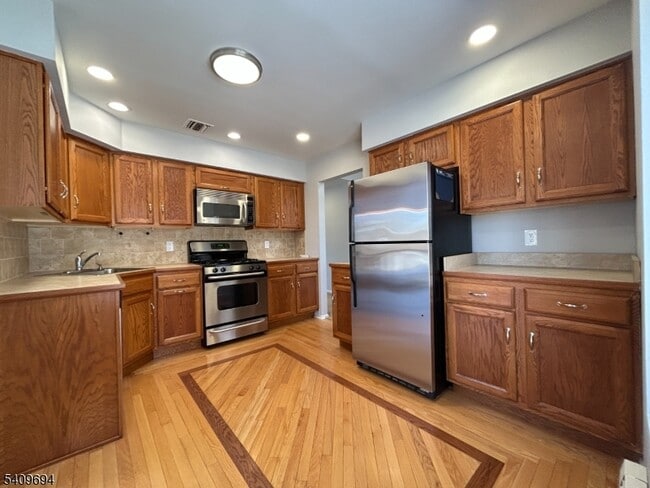 Photo - 82 Fallen Timbers Trail