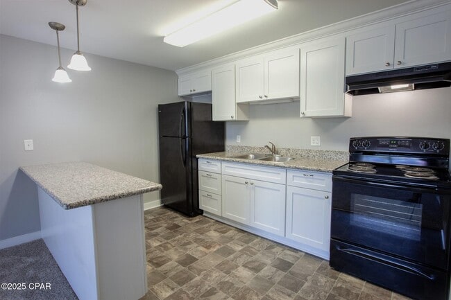 Photo - 425 E 19th St