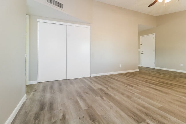 Photo - 9922 N 88th Ave