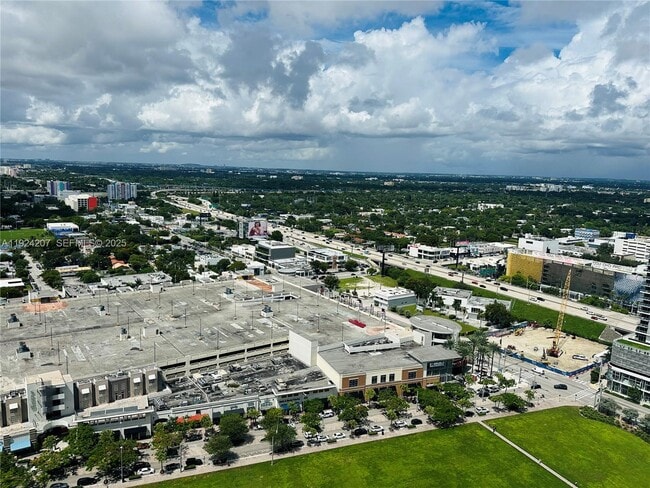 Photo - 121 NE 34th St Unit 3014