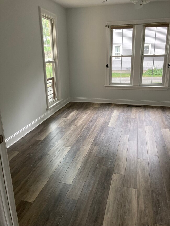 Photo - 70 Greenwood Ave Unit 1st floor main