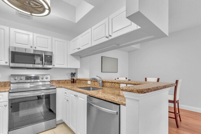 Photo - 2803 Sarento Pl Unit 112