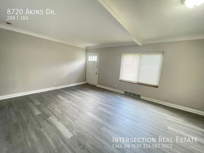 Photo - 8720 Akins Dr