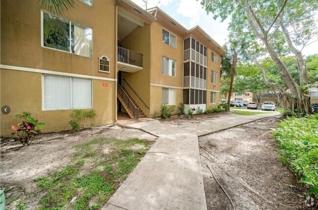 Building Photo - 4035 W McNab Rd Unit F110 Rental